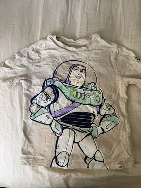 Gap buzz lightyear tshirt